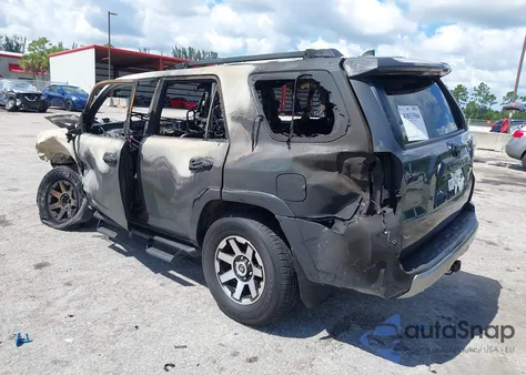 2024 Toyota 4Runner Trd Off Road Premium из США, поврежденный, VIN JTERU5JR3R6294229